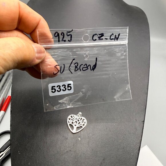 SU Sterling Silver Tree Of Life Heart Pendant 925 CZ 3/4 inch - Picture 5 of 6
